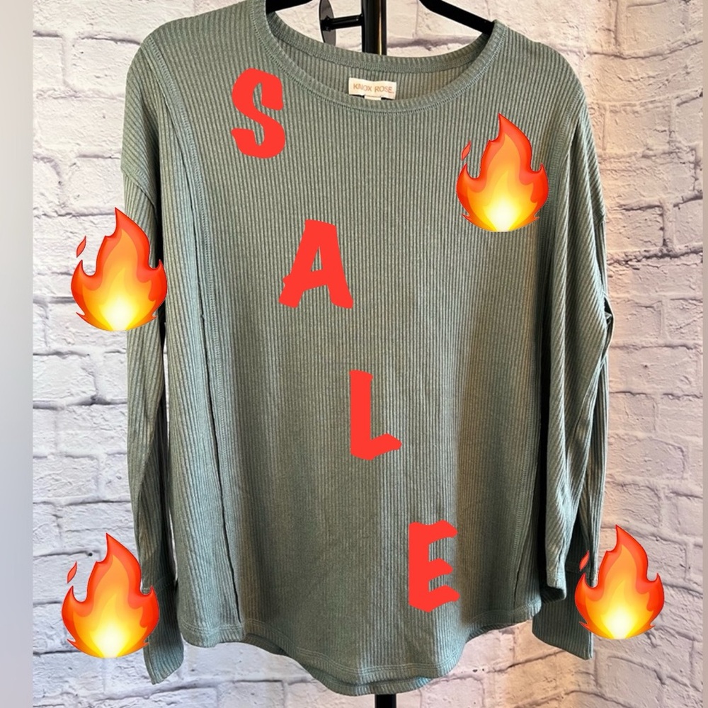 Knox Rose NWT Sage Green Long-Sleeve Ribbed Crewneck Top - SALE!!!